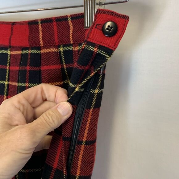 Vintage 80s KGR Petite Red Tartan Plaid Wool Pleated School Girl Skirt Size 8P - Picture 10 of 11